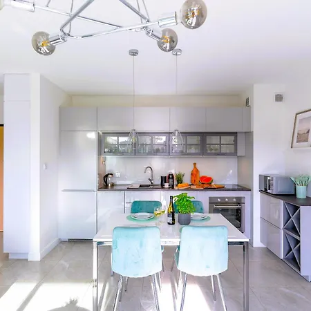 - Widok, Przy Plazy, Aquapark, Parking Podziemny, Winda, Netflix *